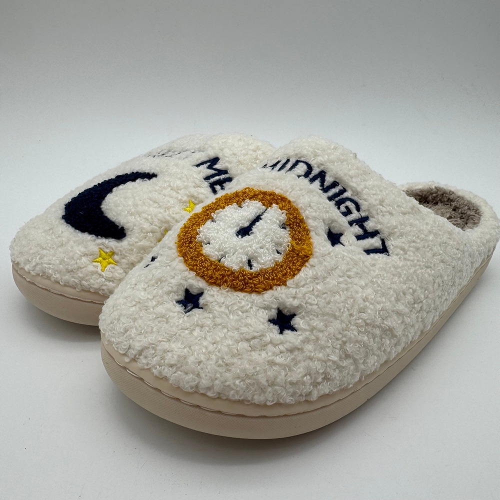 Women's Midnight Plush‎ Moon & Stars House Slippers White Cozy Size 10-11